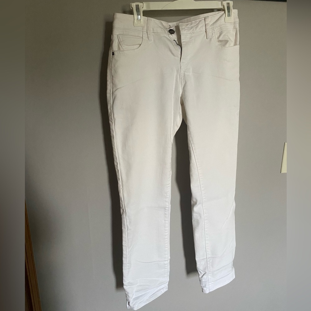 Vera wang white jeans